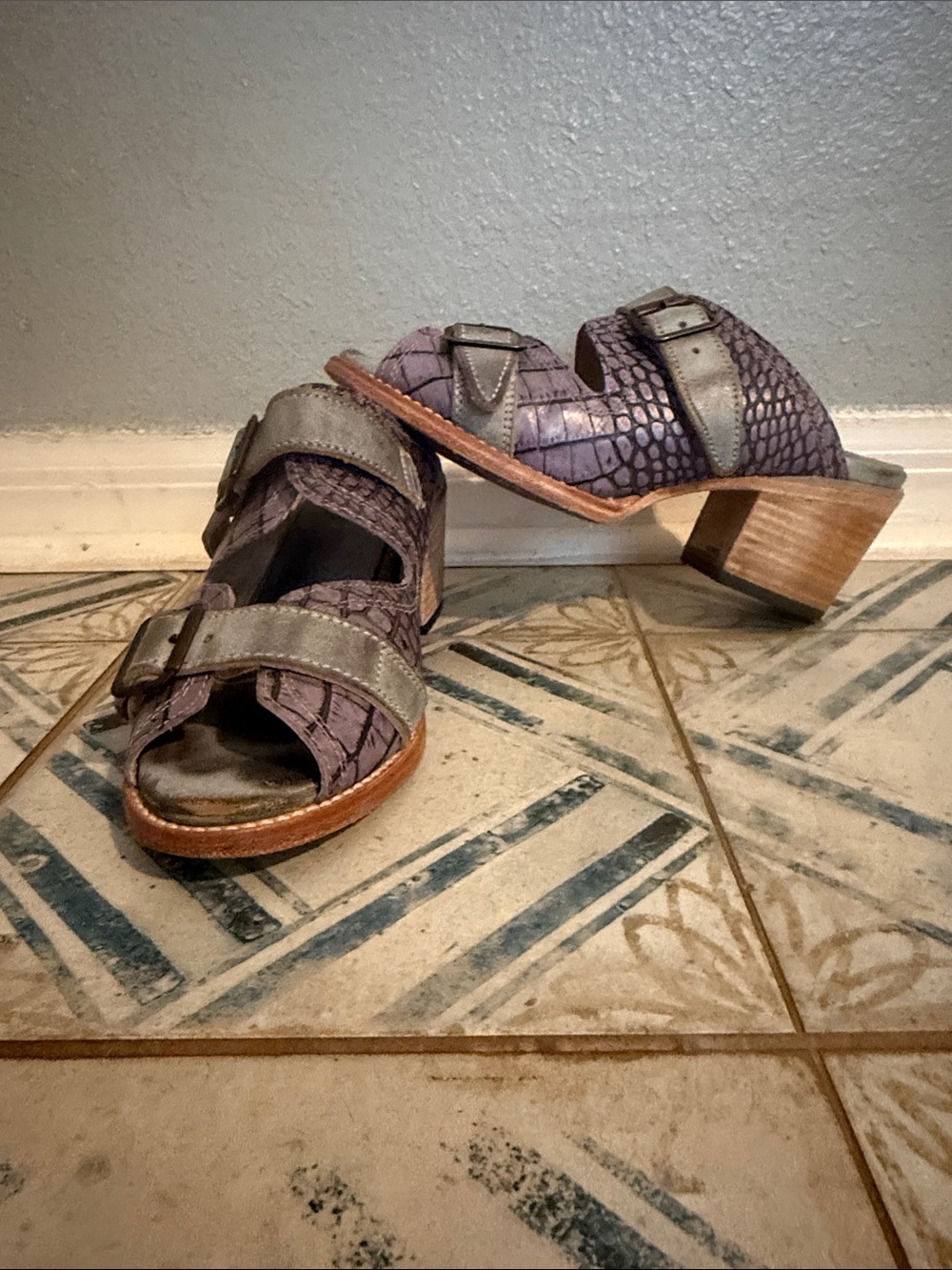 Freebird by Steven Purple & Gray Buckle Slide Clogs